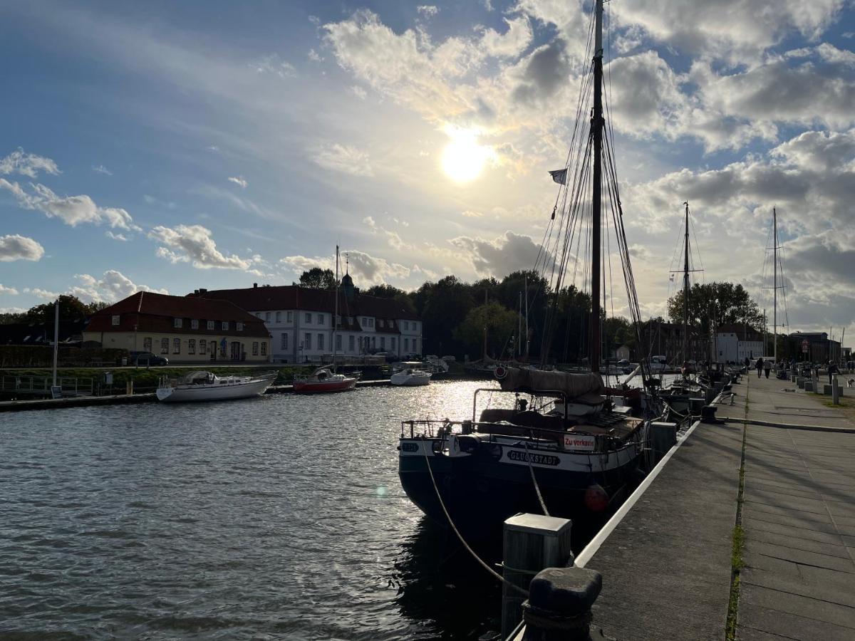 Lykkefund - Ferienwohnungen In Hafennaehe Glückstadt المظهر الخارجي الصورة